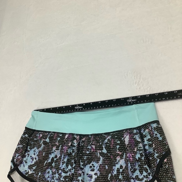 Lululemon Run Speed Short 4 Way Stretch Floral Sport/ Tranquil Blue Multi Sz 10 - Picture 7 of 9